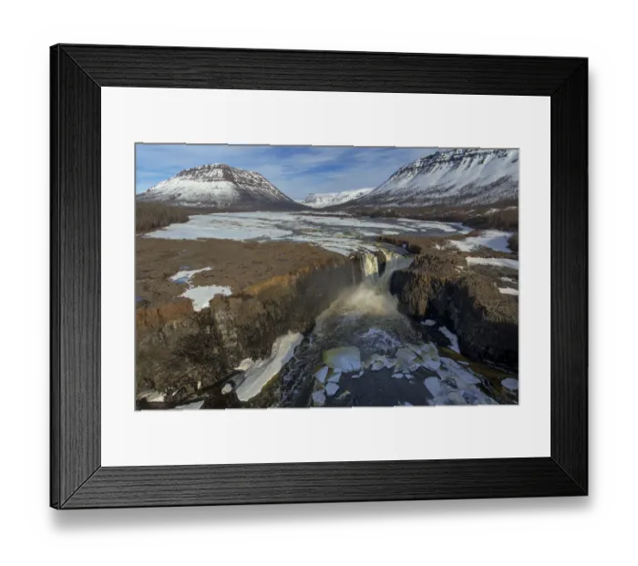 Framed Print : River with waterfall in plateau, Putorana Plateau, Siberia, Russia Framed Print : River with waterfall in plateau, Putorana Plateau, Siberia, Russia