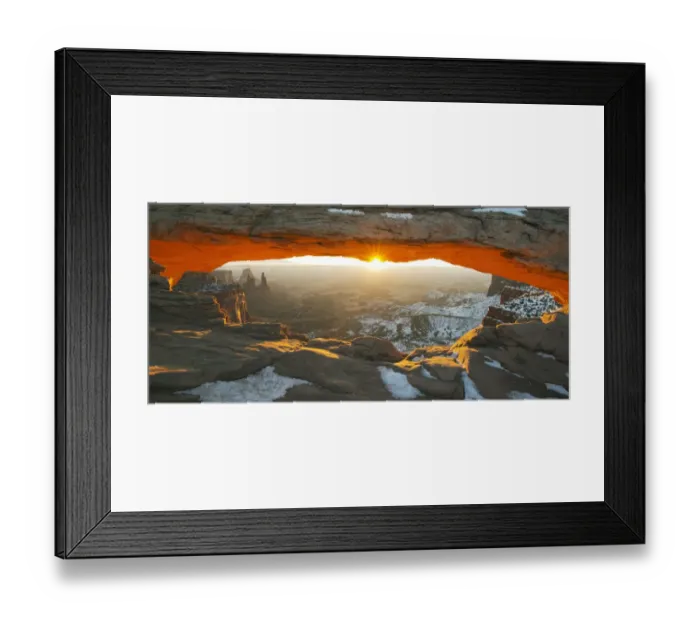 Framed Print : Sunrise through Mesa Arch, Canyonlands National Park, Moab, Utah Framed Print : Sunrise through Mesa Arch, Canyonlands National Park, Moab, Utah