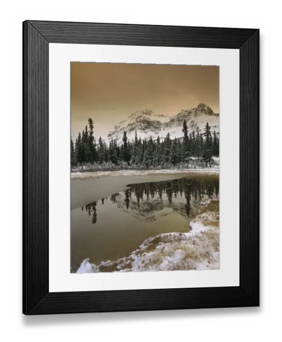 Framed Print : Canadian Rocky Mountains dusted in snow, Banff National Park, Alberta, Canada Framed Print : Canadian Rocky Mountains dusted in snow, Banff National Park, Alberta, Canada