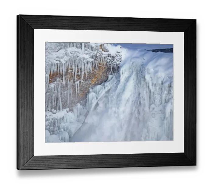 Framed Print : View on the Upper Yellowstone Falls on the Yellowstone River, Yellowstone National Park Framed Print : View on the Upper Yellowstone Falls on the Yellowstone River, Yellowstone National Park