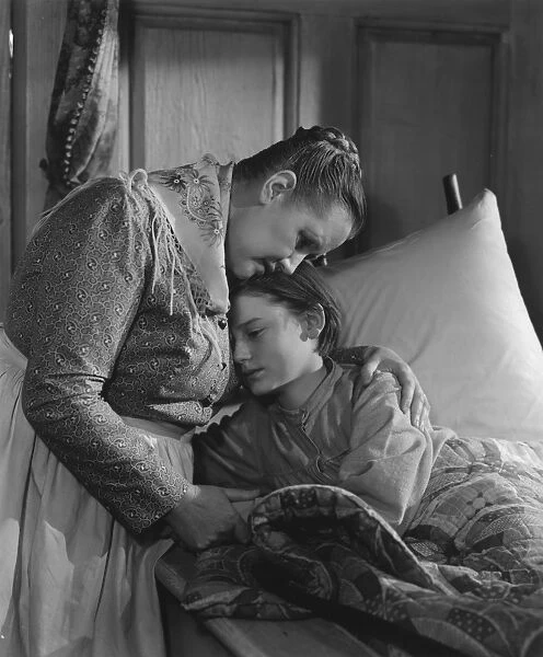Sara Allgood and Roddy McDowall in John Fords How Green Was My Valley (1941)