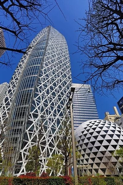 Mode Gakuen Cocoon Tower building in Tokyo, Japan