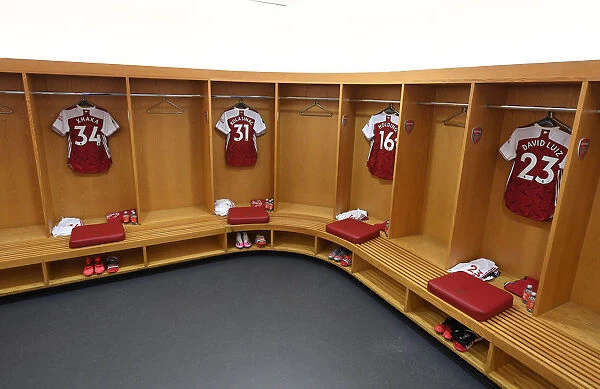Arsenal FC: Unity in the Huddle - Pre-Match Moment, Emirates Stadium (2019-2020)