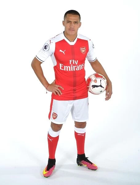 Arsenal Football Club 2016-17: Alexis Sanchez at Team Photoshoot