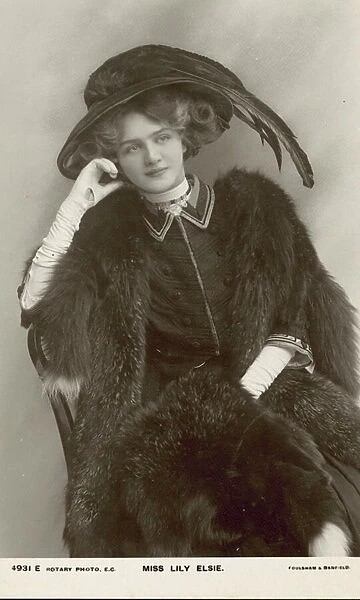 Lily Elsie, English actress and singer (b  /  w photo)