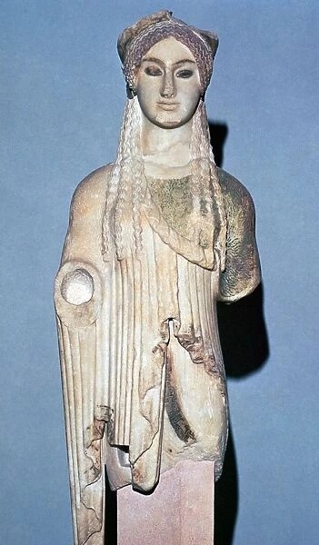 Greek statue Kore 674 from the Acropolis, 6th century BC