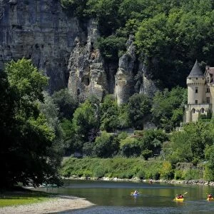 Chateau de la Malartrie, on the River Dordogne, La Roque-Gageac, Dordogne, France, Europe