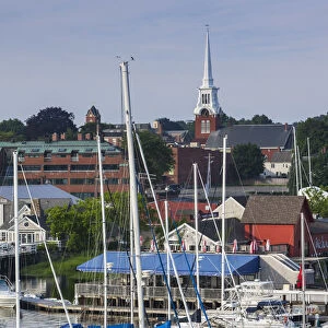 USA, Massachusetts, Newburyport, elevated town view from the Merrimack River