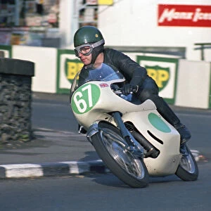 Harry Heward (Greeves) 1967 Lightweight Manx Grand Prix