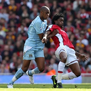 Arsenal's Double Victory: Alex Song Shines in 2:0 Win over Manchester City, Barclays Premier League, Emirates Stadium, 4/4/09