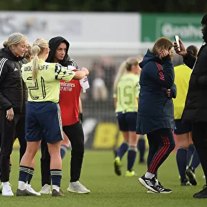 Arsenal's Leah Williamson Graciously Honors Defeated Leeds Player with Shirt Post-FA Cup Victory