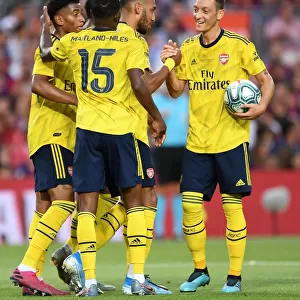 Aubameyang and Ozil Celebrate Goal: FC Barcelona vs. Arsenal (2019-20 Pre-Season Friendly)