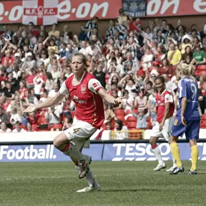 Jayne Ludlow Scores Arsenal's Second Goal in FA Womens Cup Final Victory