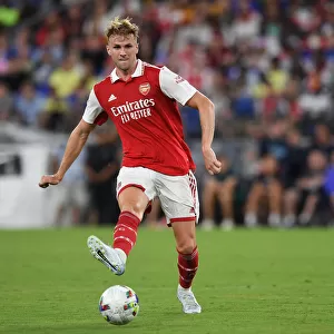 Rob Holding Stands Firm: Arsenal's Defender Braves Pre-Season Clash Against Everton