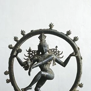 India, Tamilnadu, Sculpture representing Shiva Nataraja