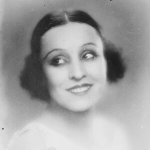 Mllel Yvonne Vallee, wife and partner of Maurice Chevalier. 13 August 1927