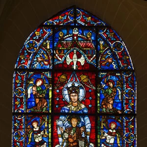 Cathedrale de chartres, stained glass: our lady of the beautiful glass with below
