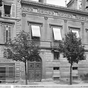 Hotel de Pourtales, facade, late 19th century-early 20th century (b / w photo)