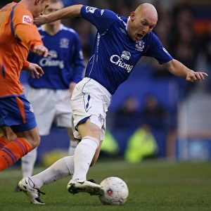 Thomas Gravesen: Everton's Midfield Maestro in FA Cup Battle against Oldham Athletic (07/08)