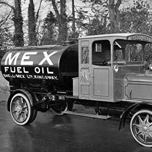 1922 Thornycroft Type Q Shell Mex petrol truck. Creator: Unknown