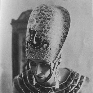 Ida Rubinstein as Cleopatra in the ballet Antoine et Cleopatre by Florent Schmitt, c. 1920