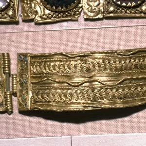 Detail of a Roman Gold Bracelet found at Newgrange, County Meath, 4th century