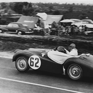 1954 Le Mans 24 hours: Edgar B. Wadsworth / John Brown, 15th position, action
