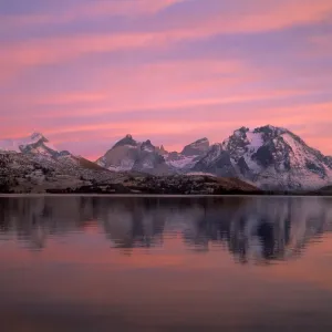 The Torres del Paine Range and the Laguna Verde Lake at dusk, Torres del Paine, Region XII The Torres del Paine Range and the Laguna Verde Lake at dusk, Torres del Paine, Region XII