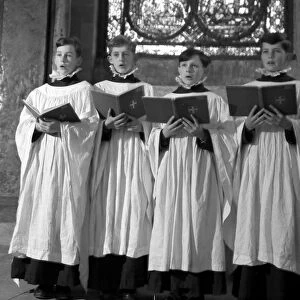 Choirboys of Canterbury Cathedral singing Christmas carols 18 / 12 / 49