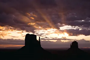 Mittens at sunrise, Monument Valley Navajo Tribal Park, Arizona Mittens at sunrise, Monument Valley Navajo Tribal Park, Arizona